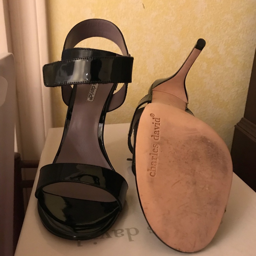 Shoes - Picture 3 of 4